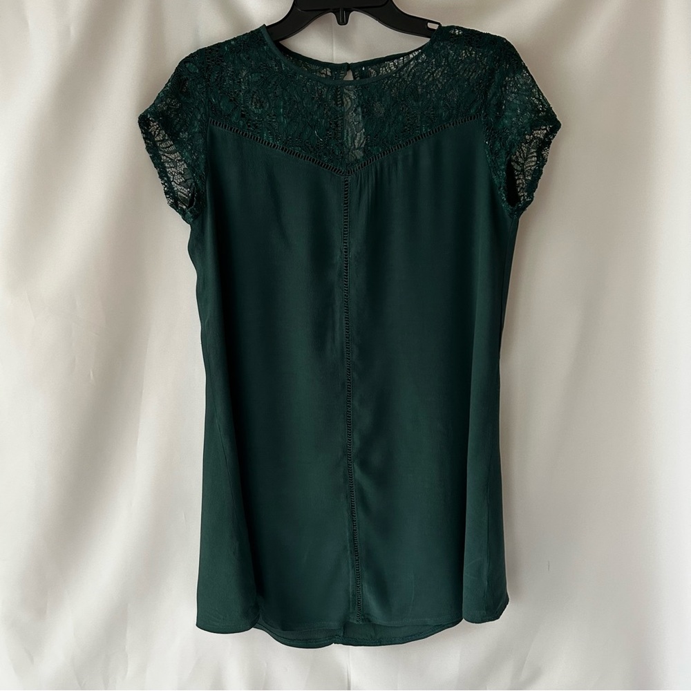 Elegant Green Lace Women's Top